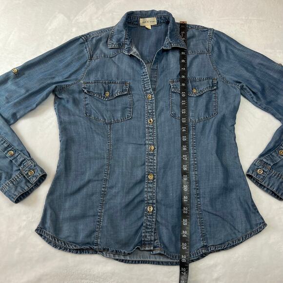 Cloth & Stone Chambray Button Up Shirt Size Medium Casual Lightweight Classic - Picture 9 of 12